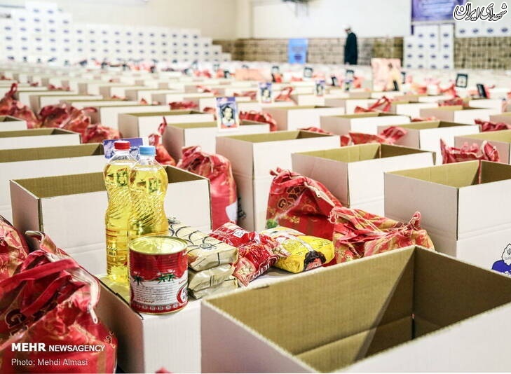 عکس/ توزیع ۲۴ هزار بسته غذایی در زنجان