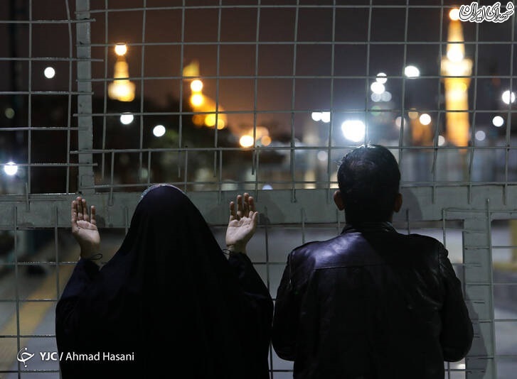 عکس/ حال و هوای اولین شب رمضان در اطراف حرم رضوی