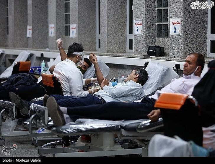 عکس/ اهدای خون در اولین روز ماه مبارک رمضان