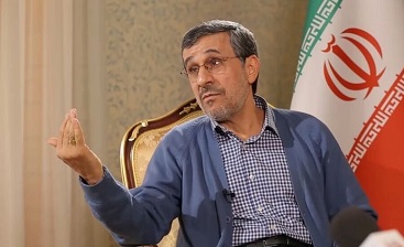روایت سه سال التماس احمدی نژاد برای دیدار با رهبری!