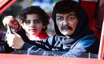 افتضاحی دیگر در سینمای ایران!/بازی یک زن در نقش یک مرد!؟