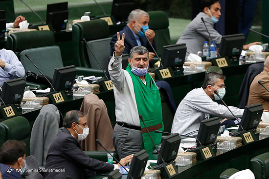 حاشیه تصویری از جلسه علنی مجلس