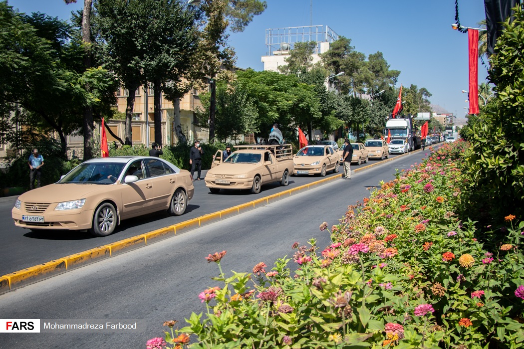 ماشین‌های خاکی در شیراز