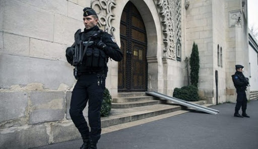 ادامه اقدامات اسلام‌ ستیزانه در فرانسه