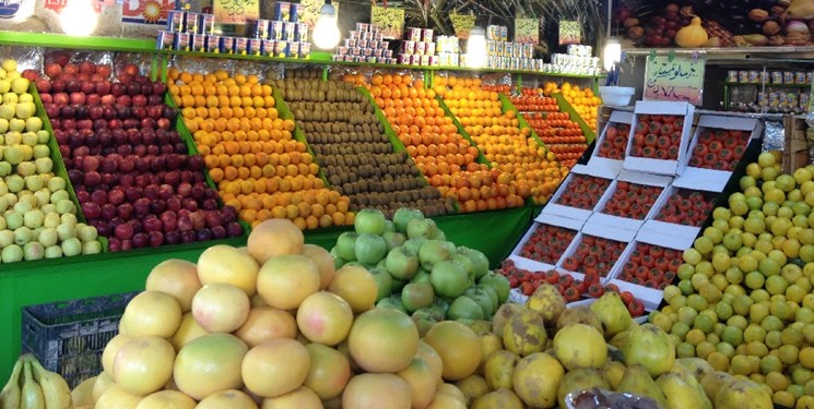 میوه فراوان با قیمت‌های گران