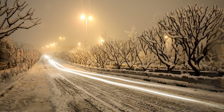 برف و باران در جاده‌های 10 استان