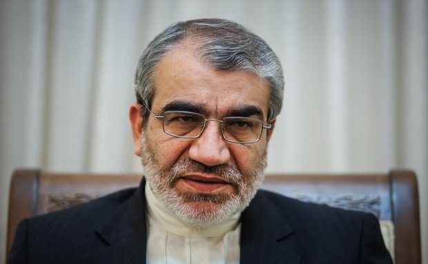 ایران همانند کشورهای منطقه نیست که تابع خواست نامشروع آمریکا باشد
