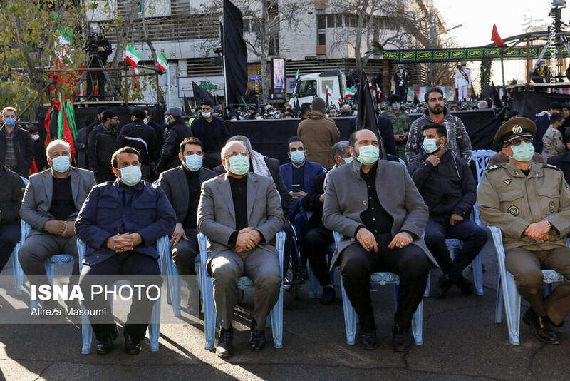 تشییع باشکوه ۱۵۰ شهید دفاع مقدس در تهران