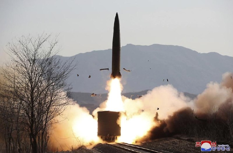 آزمایش موشکی کره شمالی ار روی قطار!