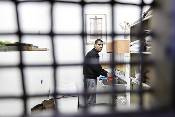 زندگی اسرای فلسطینی در زندان