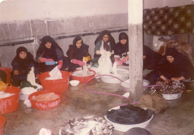 رونمایی از تقریظ رهبر انقلاب بر کتاب «حوض خون»/ داستان زنانی که صدام را عاصی کردند+ عکس و فیلم