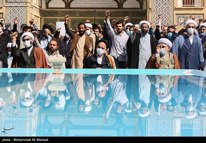 تجمع حوزویان و مردم قم در اعتراض به جنایات آل سعود و مزدوران استکبار - قم