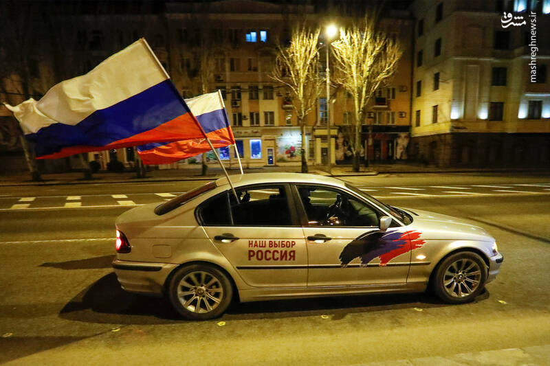 عکس/ اهتزاز پرچم روسیه در منطقه دونتسک