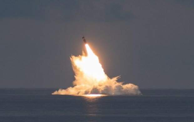 آمریکا دو موشک بالستیک اتمی شلیک کرد