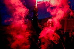 اعتراضات گسترده مردم اروپا در پی محدودیت‌های جدید کرونایی