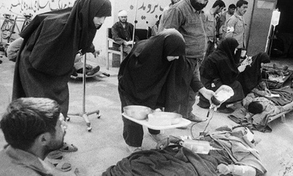 روایتی از محجبه شدن ۱۵۰۰ پرستار جنگ و دیدارشان با امام خمینی (ره)