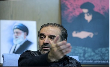 با اشاره به حواشی حرم امام خمینی(ره)/اجازه ندهیم ارتجاع دوباره قدرت بگیرد
