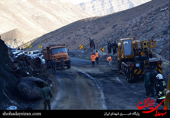 تصاویر/انفجار تریلی حامل سوخت در جاده مشهد