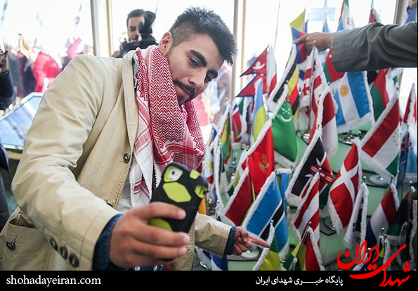 تصاویر/بازدید جوانان تازه مسلمان شده آمریکای لاتین از برج میلاد تهران