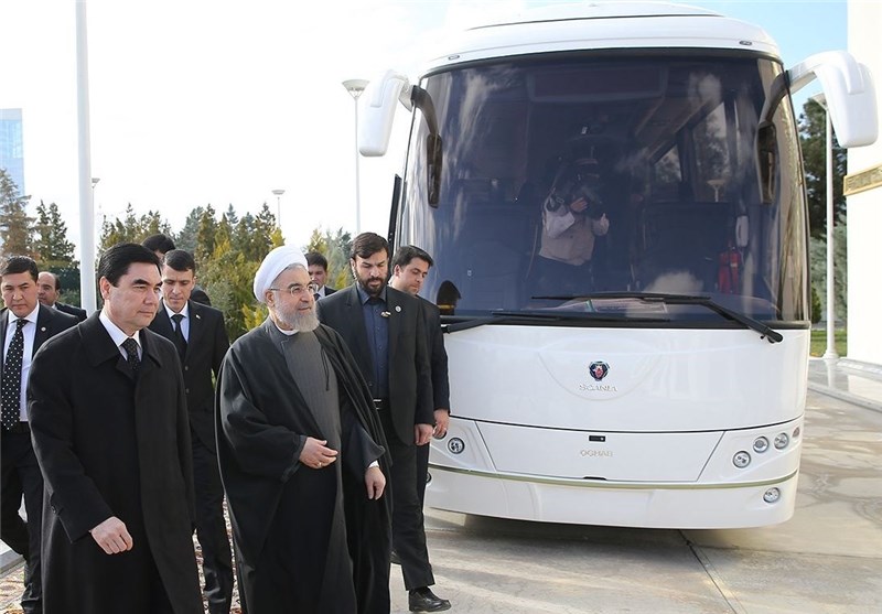 ۳ هدیه روحانی به رئیس‌جمهور ترکمنستان+ تصاویر