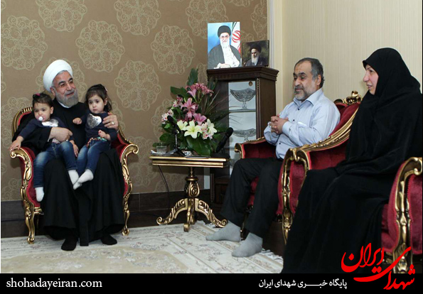 تصاویر/حضور روحانی در منزل شهیدان تهرانی مقدم