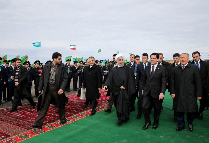 راه‌آهن ترانزیت شرق دریای خزر را چه کسانی ساختند؟!