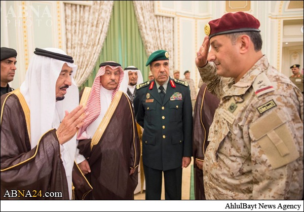 دیدار افسران ارشد آل سعود با پادشاه+تصاویر