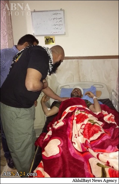 عیادت ابوعزرائیل از مجروحان بسیج مردمی+تصاویر
