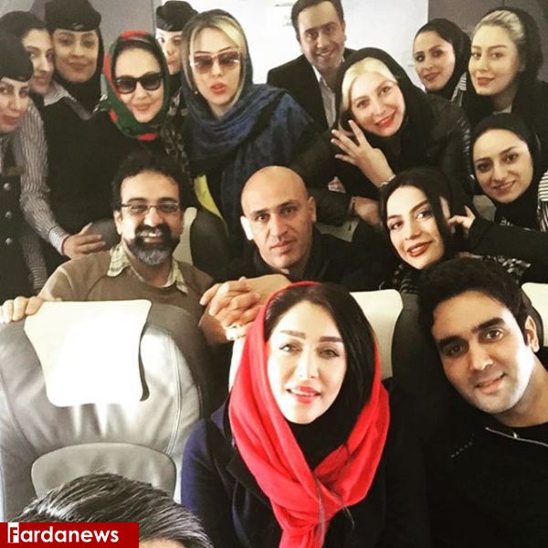 عکس خودمانی بازیگران زن و مرد در پرواز مشهد!