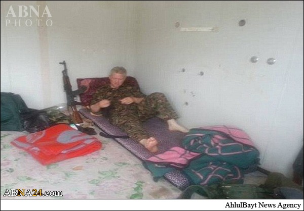هنرپیشه مشهور هالیوود به جنگ با داعش رفت +عکس