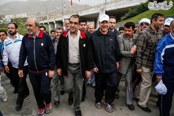 پیاده روی دو وزیر با محمدباقر قالیباف + عکس