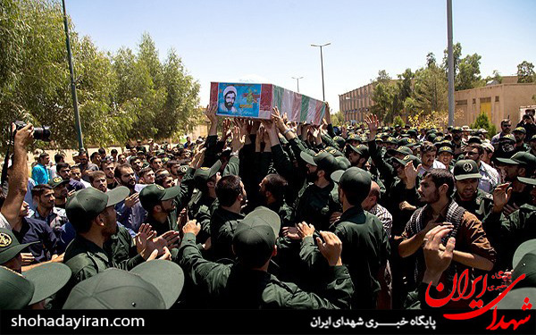 عکس/وداع با شهید غواص حجت الاسلام محمد شیخ شعاعی