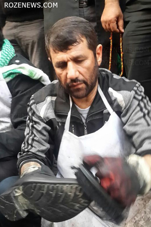 سردار شهید مدافع حرم در حال واکس زدن