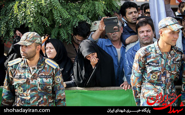 عکس/مراسم تشییع و تدفین شهدای گمنام در ذوب آهن - اصفهان