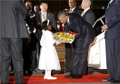 باراک اوباما در کنار خانواده آفریقایی‌اش + عکس
