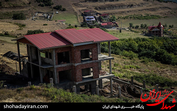 عکس/ساخت و سازهای بی‌رویه در گردنه حیران