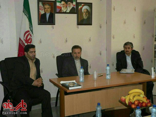 تصویر نوبخت در کنار عکس امام و رهبری! +عکس