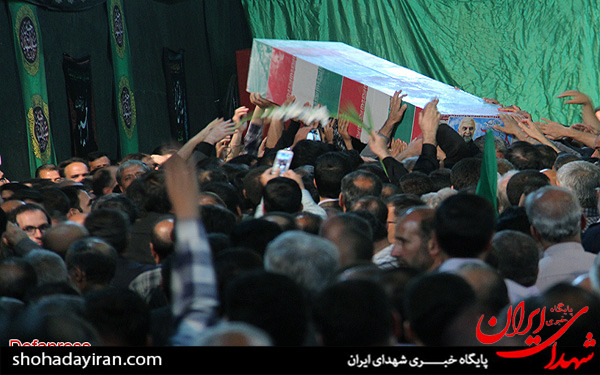 عکس/وداع با پیکر مطهر سردارشهید حسین همدانی در همدان