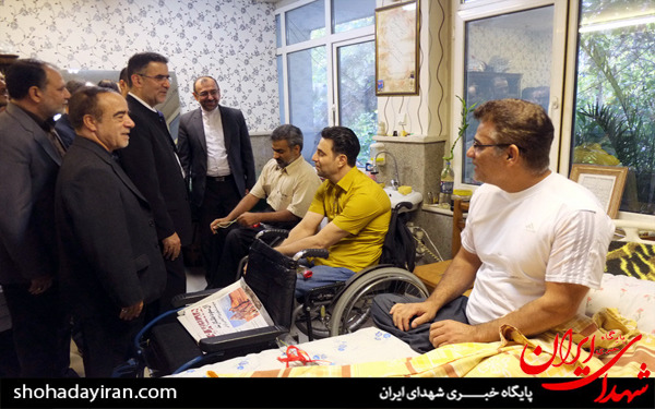 عکس/دیدار رئیس سازمان سینمایی با جانبازان آسایشگاه شهید بهشتی