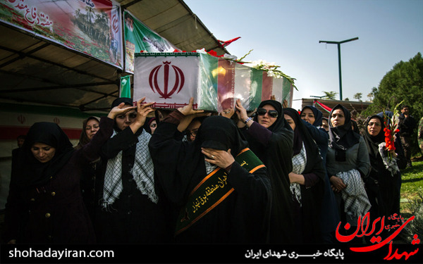 عکس/تشییع پیکر۲شهید گمنام در شرکت برق تهران