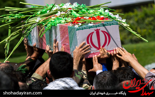 عکس/تشییع پیکر۲شهید گمنام در شرکت برق تهران