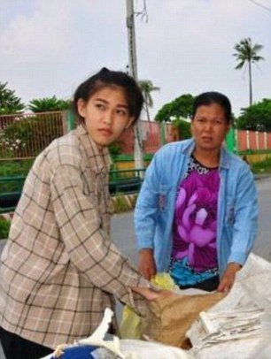 ملکه زیبایی تایلند با مادر فقیر خود چه کرد؟+عکس