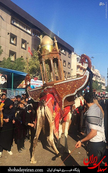 عکس/ کاروان نمادین حضرت زینب (س) در کربلا