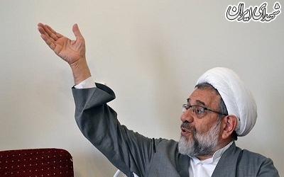 مشاور هاشمی:دوره احمدی‌نژاد به پایان رسیده!