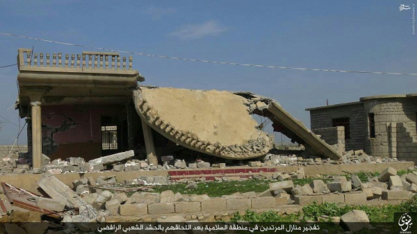 انهدام منازل نیروهای اهل سنت بدست داعش+عکس