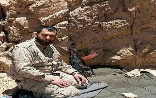 فرمانده شهید مدافع حرم در حال نماز+عکس