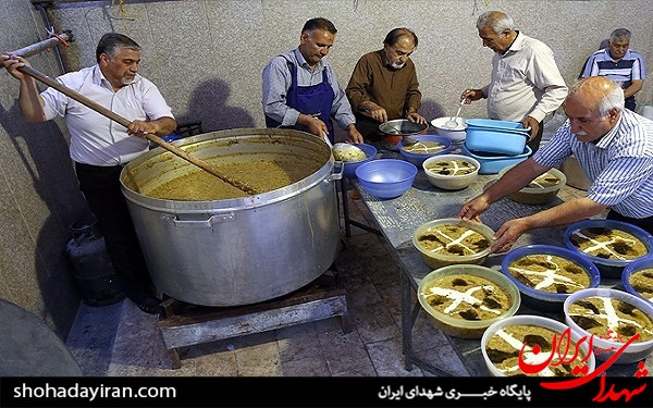 عکس/ سفره افطار برای رهگذران