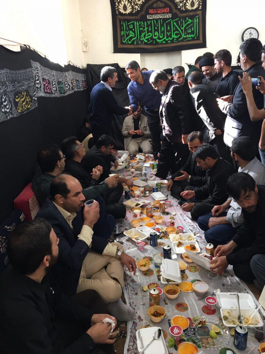 استقبال عزاداران خوزستانی از احمدی نژاد+عکس