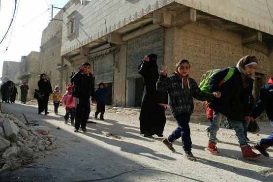 بازگشت مردم حلب به مناطق آزاد شده +عکس