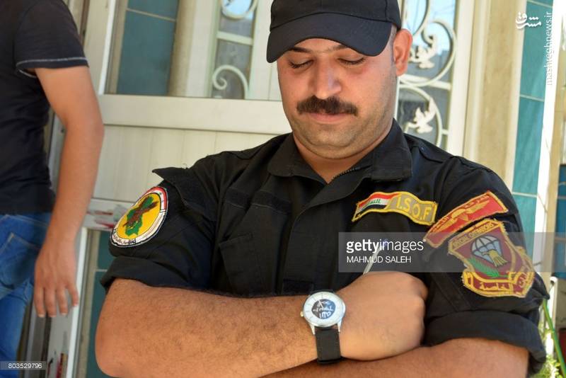 غنیمت جالب سرباز عراقی از یک داعشی+عکس